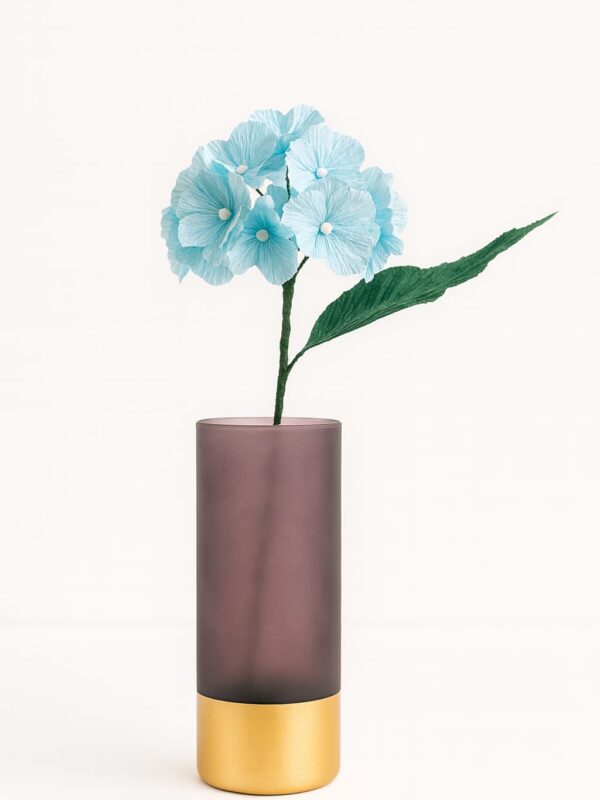 Håndlavet papir hydrangea hortensia blomst på stilk – crepepapir evighedsblomst 35–40 cm